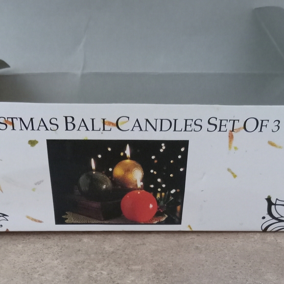 Three Ball Christmas Candles Red,Green,Gold  Swirls on each one they are NIB - Picture 8 of 11